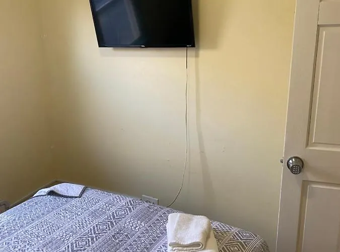Habitación en casa particular Hollywood Llc
